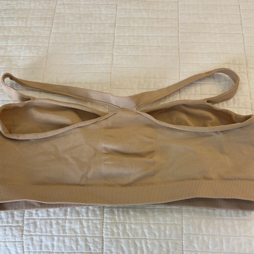 Hanes Large Seamless Tan Bralette Convertible Tube Top Strapless - Picture 4 of 4